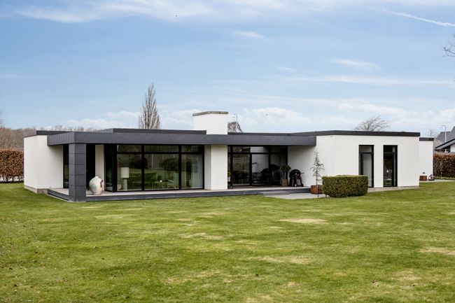 Kærmindevej 9, 7400 Herning